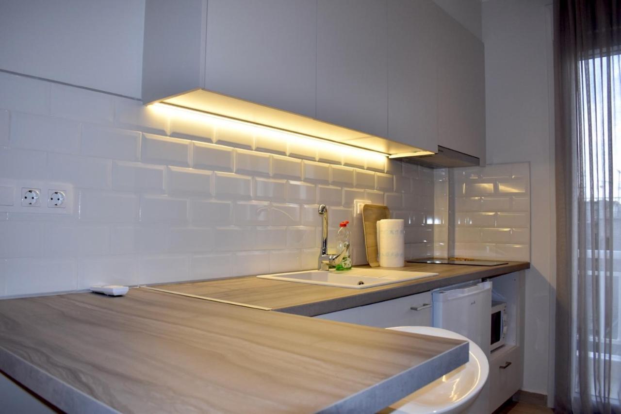 Sea View Luxury Apartment In Nea Kallikratia. Nea Kallikrateia Екстериор снимка