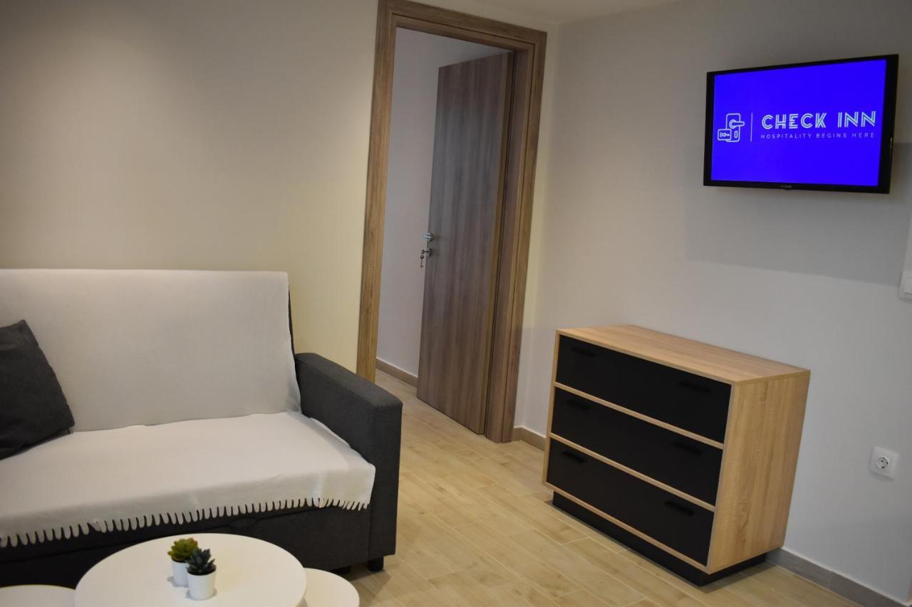 Sea View Luxury Apartment In Nea Kallikratia. Nea Kallikrateia Екстериор снимка