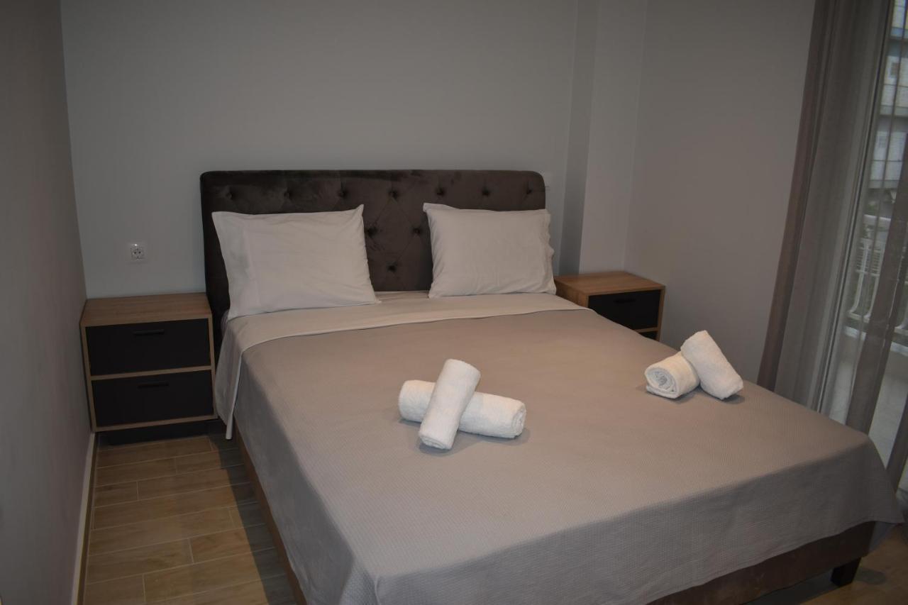 Sea View Luxury Apartment In Nea Kallikratia. Nea Kallikrateia Екстериор снимка