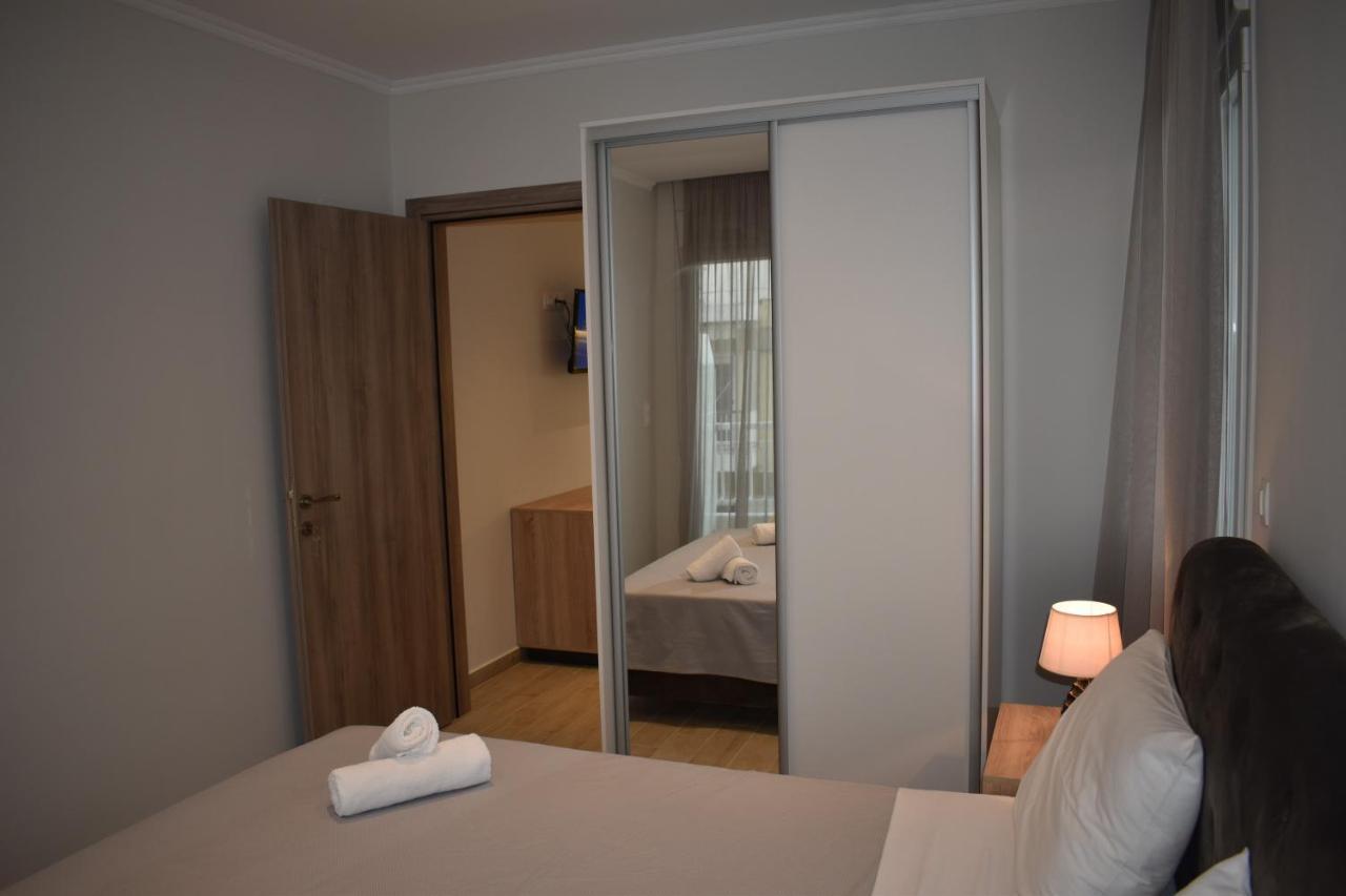 Sea View Luxury Apartment In Nea Kallikratia. Nea Kallikrateia Екстериор снимка