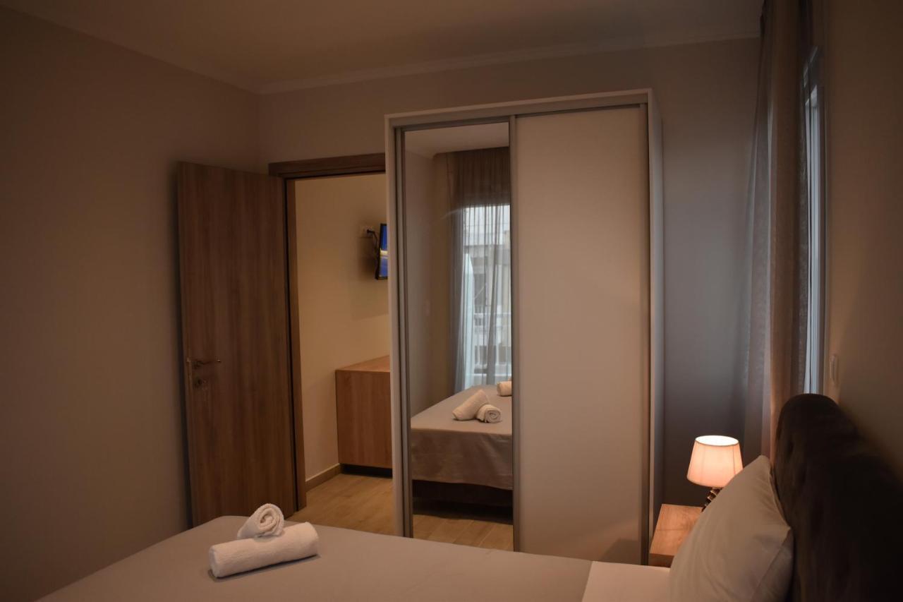Sea View Luxury Apartment In Nea Kallikratia. Nea Kallikrateia Екстериор снимка