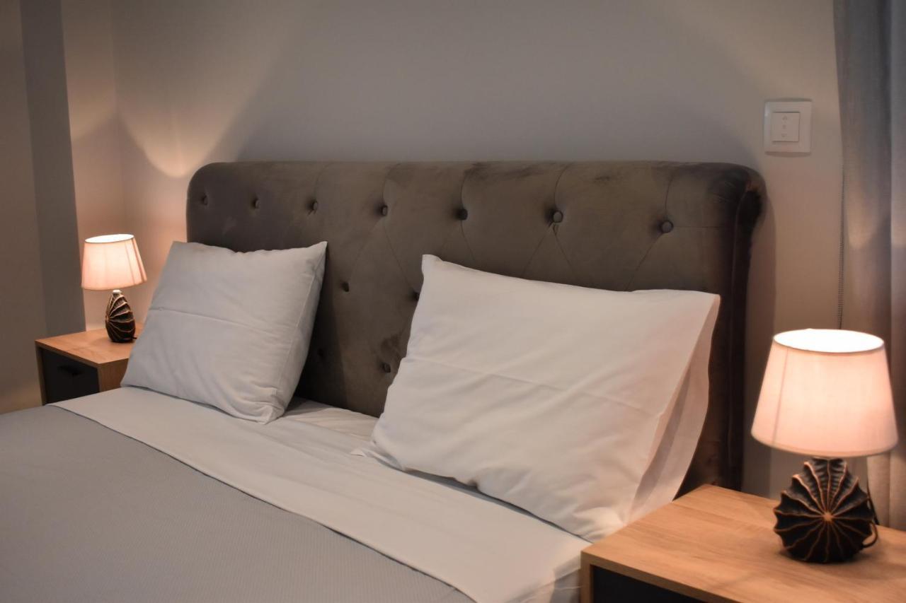 Sea View Luxury Apartment In Nea Kallikratia. Nea Kallikrateia Екстериор снимка